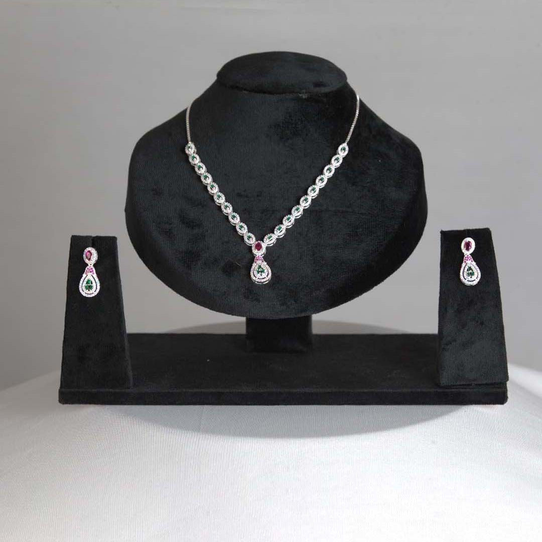 Opulent Stone-Studded Necklace & Earrings Collection